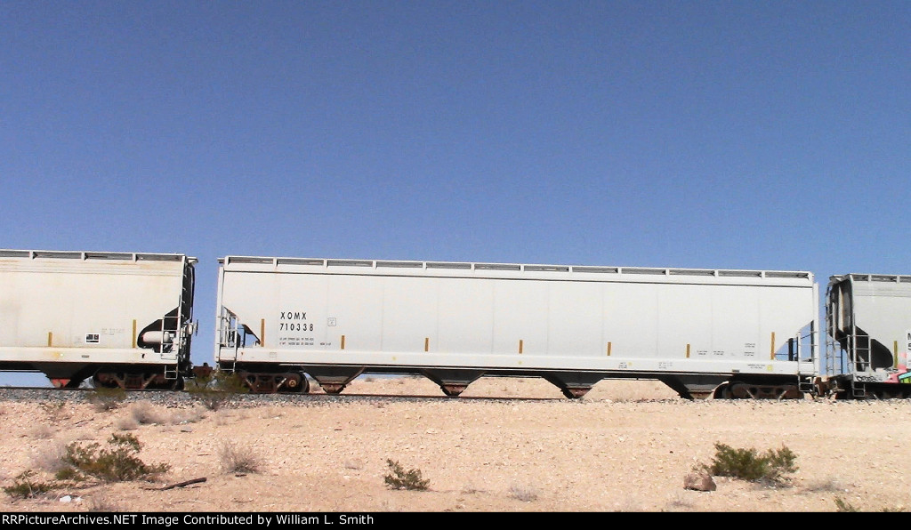 WB Manifest Frt at Erie NV -100